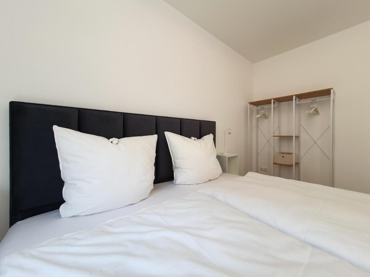Am Theater - Modern, Zentral Und Ruhig Mit Kueche, Waschtrockner, Netflix, Wlan Und Parkplatz- 2 Zimmer, 52 Qm * Cottbus