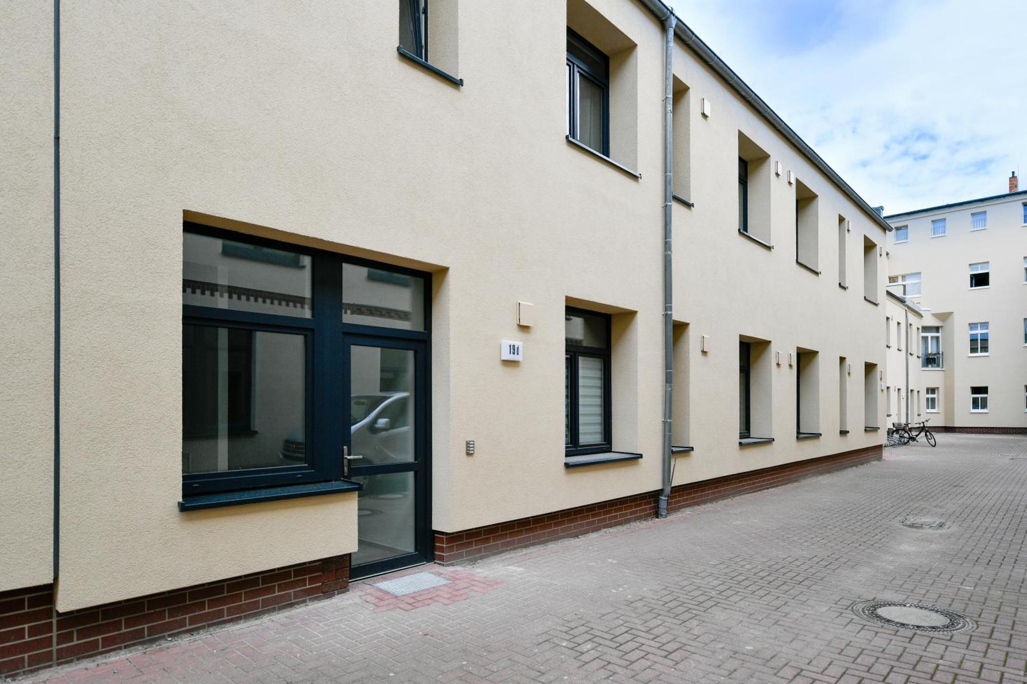 Am Theater: Modern With Kitchen And Netflix Cottbus