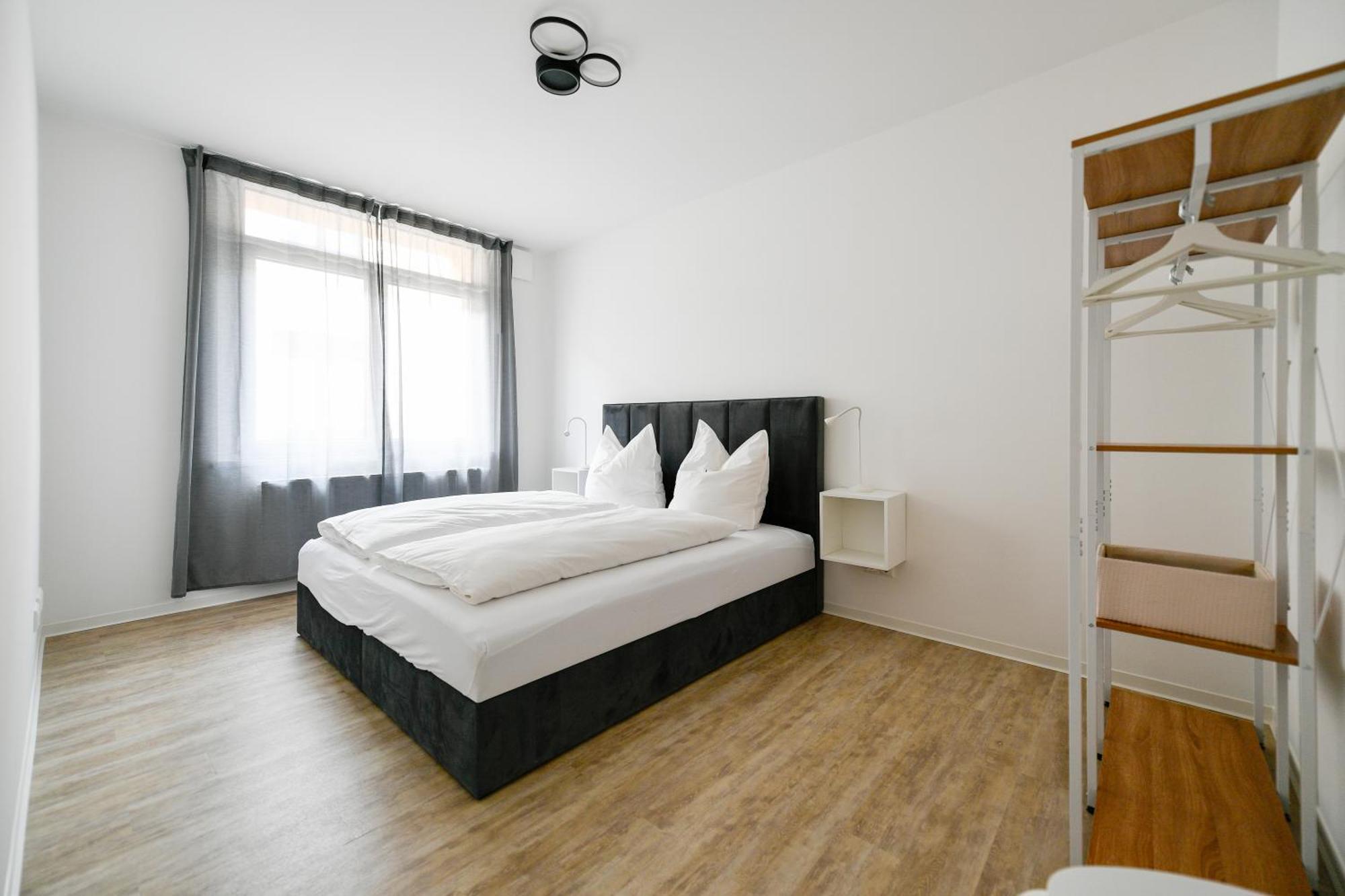 Am Theater: Modern With Kitchen And Netflix Apartment *